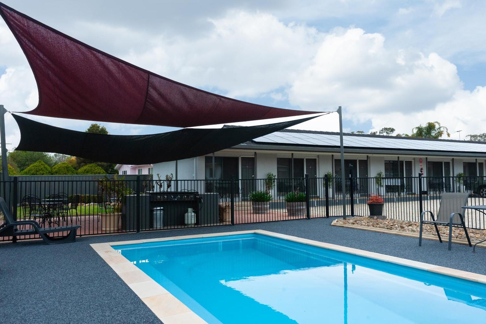 רותרגלן Motel Woongarra מראה חיצוני תמונה