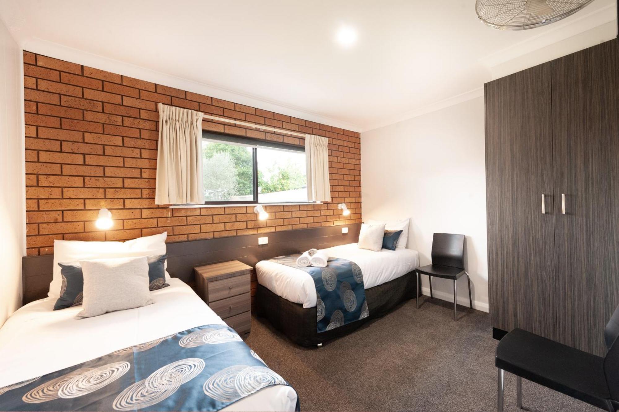 רותרגלן Motel Woongarra מראה חיצוני תמונה
