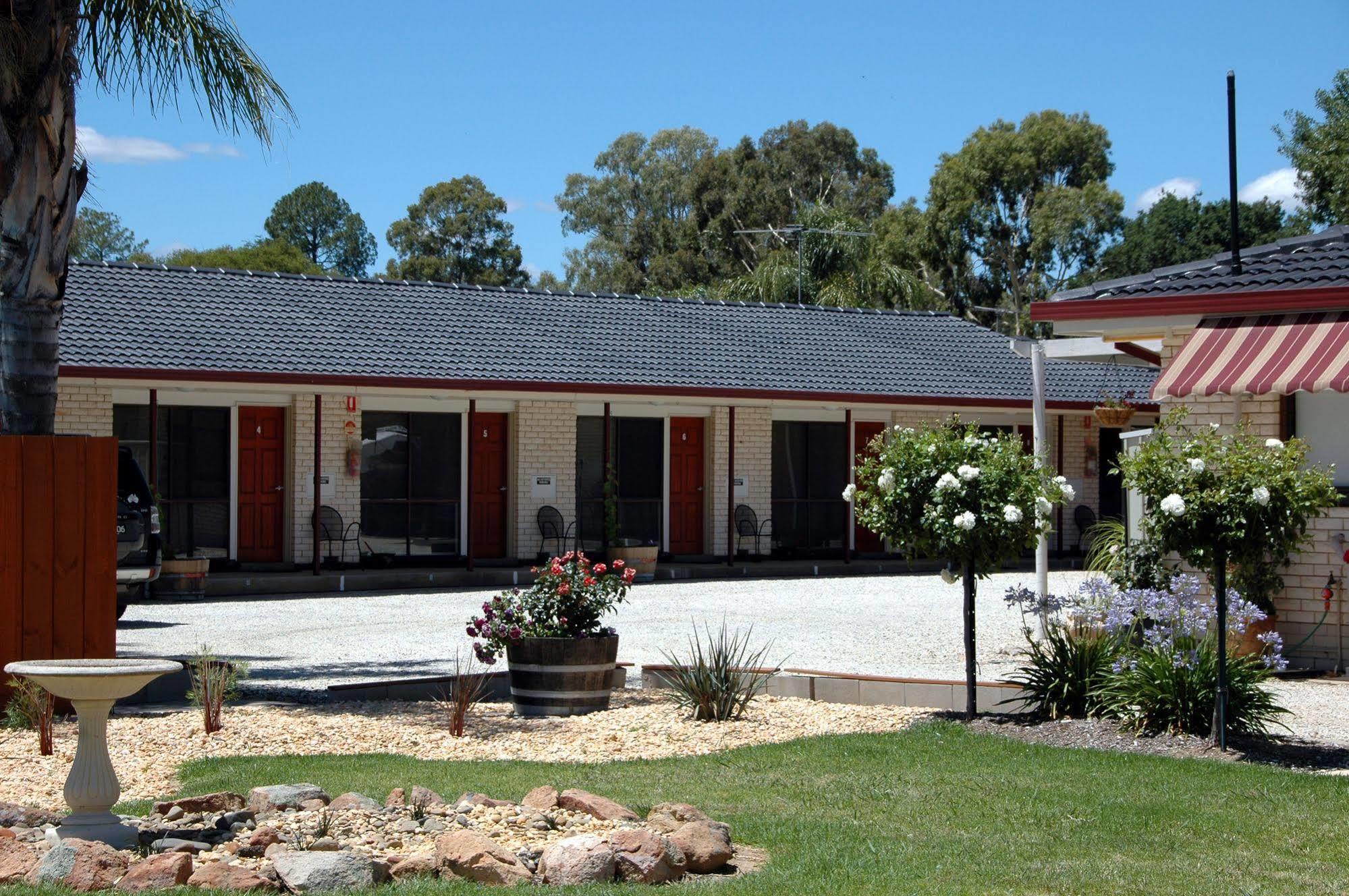 רותרגלן Motel Woongarra מראה חיצוני תמונה